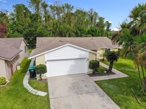 10609 Leafy Way, Orlando, FL 32821-8814