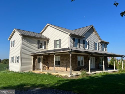 37 Strohm Rd, Lees Cross Roads, PA 17257-9652