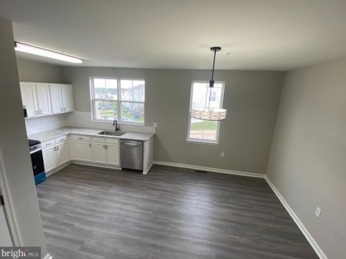 1834 Frederick Douglass Pl, Washington DC 20020-2817 exterior