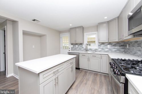 1935 Bellevue Ave, West Deptford, NJ 08096-3832