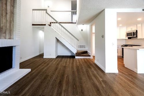 3224 Sunset Ln, Oxnard CA  93035-3942 exterior