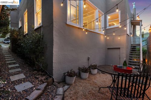 668 Jean St, Oakland CA  94610-1410 exterior