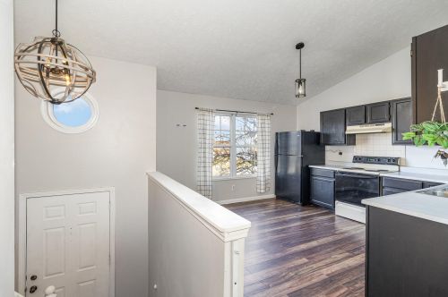 9133 Juniper Ln, Covington, KY 41017-9405