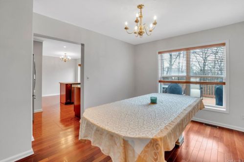 64 Greenvale Cir, White Plains NY  10607-1602 exterior