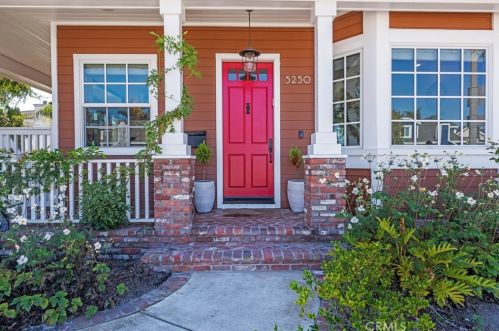 5250 Appian Way, Long Beach CA  90803-1901 exterior