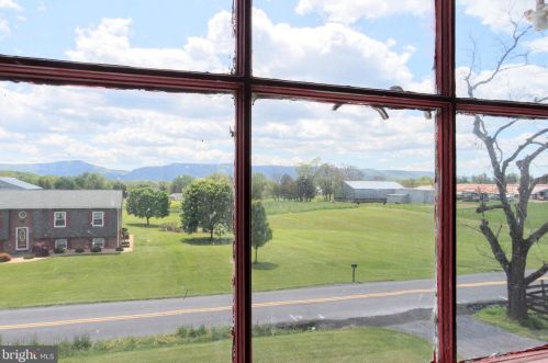 465 Readus Rd, Edinburg VA  22824-2917 exterior