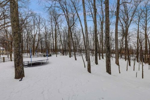 1947 Southwood Trl, West Bend WI  53090-8971 exterior