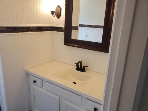 1105 Leesburg Ave, Washington Ch OH  43160-1257 exterior