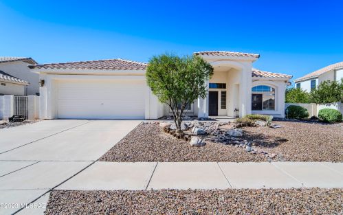 226 Eastern Dawn Ave, Tucson, AZ 85748-1711