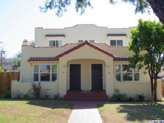 16 La Paloma Ave, Alhambra CA  91801-3028 exterior