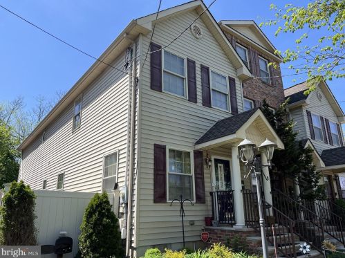 1459 Chambers St, Trenton NJ  08610-5807 exterior