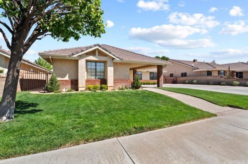 3823 Spice St, Lancaster, CA 93536-6336