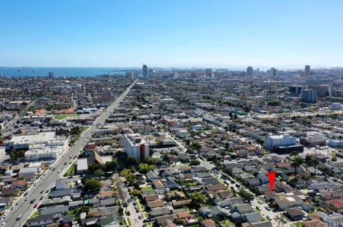 1477 Lemon Ave, Long Beach CA  90813-2158 exterior