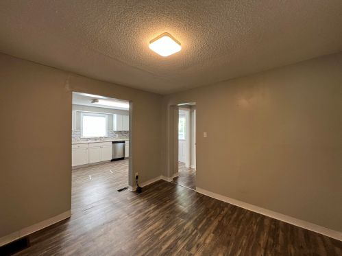 922 Virginia Ave, Florence KY  41042-1731 exterior