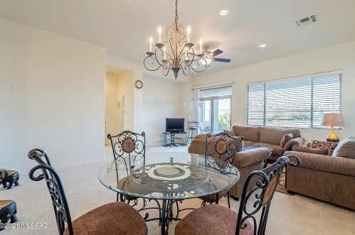 5865 Azure Vista Way, Green Valley, AZ 85622-6326