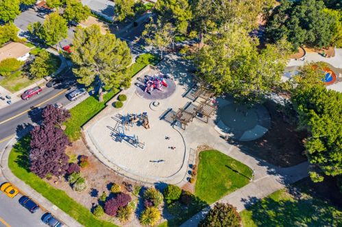 814 Lakehaven Dr, Sunnyvale CA  94089-2553 exterior