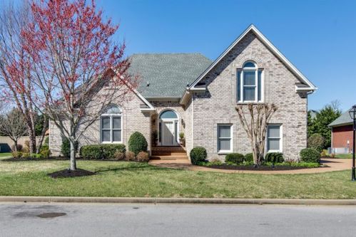 2117 Amanda Meadow Ct, Hermitage, TN 37076-3735