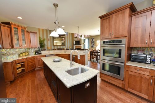 106 Princeton Ave, Wenonah NJ  08090-1937 exterior