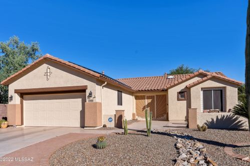 9590 Wishing Star Dr, Tucson, AZ 85743-5516