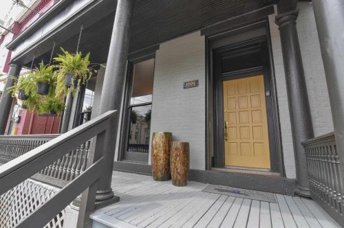 1009 Scott St, Covington KY  41011-3123 exterior