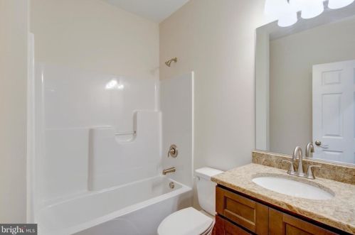 2 Hudson Rd, Laurel DE  19956-3090 exterior