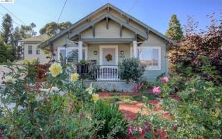 1372 Russell Way, Hayward, CA 94541-2830