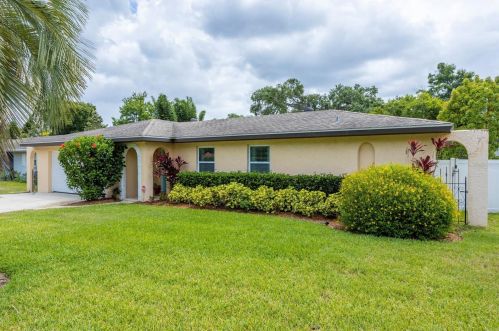 4623 Conway Gardens Rd, Orlando, FL 32806-7512