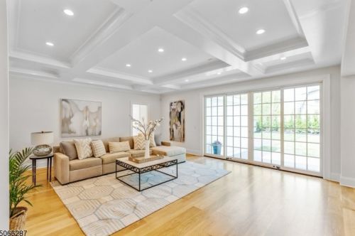 181 Cooper Ave, Montclair NJ  07043-1810 exterior