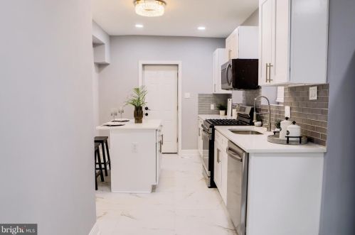 821 Vandever Ave, Wilmington, DE 19802-4430