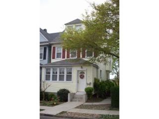 3 Edgewater Pl, Larchmont, NY 10538-3407