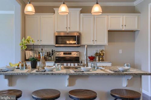 1626 Haralson Dr, Navy Sup Dpt PA  17055-7101 exterior