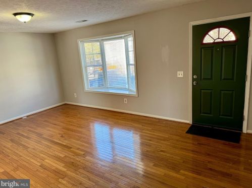 861 Northfield Ct, Harrisonburg VA  22802-4828 exterior
