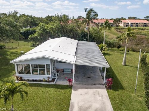 26292 Squire Ln, Bonita Springs, FL 34135-6541