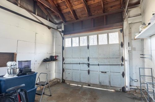 510 Wolcott St, Bristol CT  06010-6429 exterior