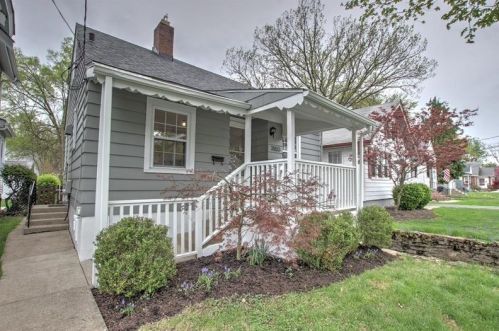 7033 Grace Ave, Cincinnati, OH 45227-3233