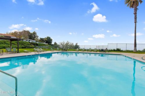 142 Pueblo Ln, Topanga CA  exterior