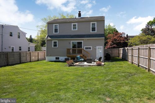 435 Oak Ave, West Deptford, NJ 08097