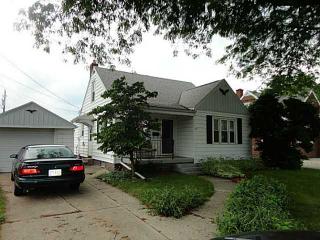 806 Eagle Pt Rd, Rossford OH  43460-1022 exterior