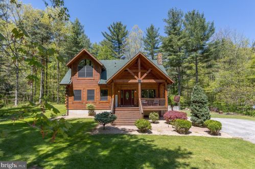 6461 Hopkins Gap Rd, Fulks Run, VA 22830-3105