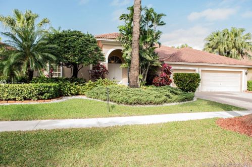 3540 185th Ave, Hollywood, FL 33029-5869