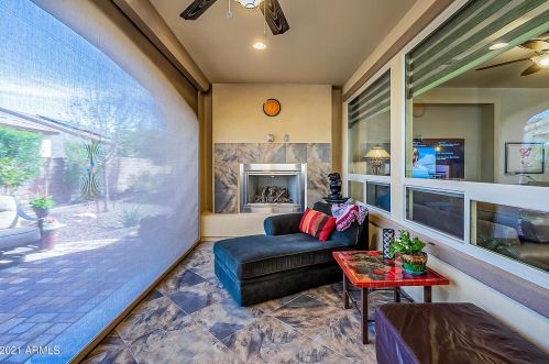 574 Harmony Way, San Tan Valley, AZ 85140-5314
