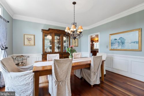 42306 Big Spg Ct, Leesburg VA 20176-6289 exterior