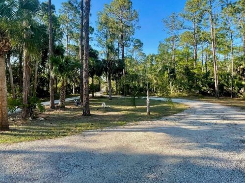 4580 1st Ave, Naples FL  34119-2651 exterior