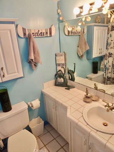 227 Glendora Ave, Long Beach CA  90803-3504 exterior