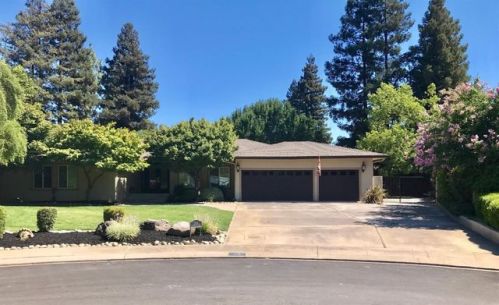 2018 Woodhaven Cir, Riverbank, CA 95367-2106