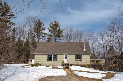 23 Jackson Rdg Rd, Danbury NH  03230-4147 exterior