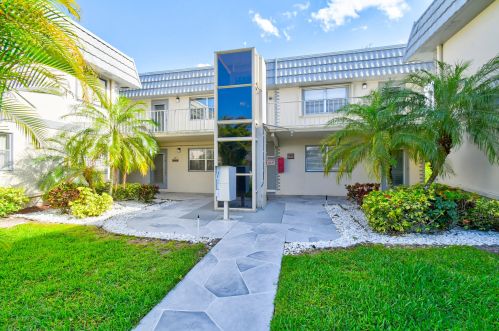 478 Brittany J, Delray Beach, FL 33446-1138