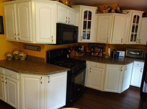 211 Allen Dr, Bass Lake, IN 46534-1381