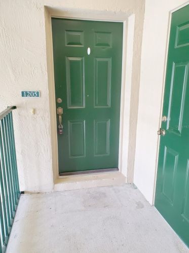 1205 Eagle Pond Dr, Winter Haven FL  33884-1296 exterior