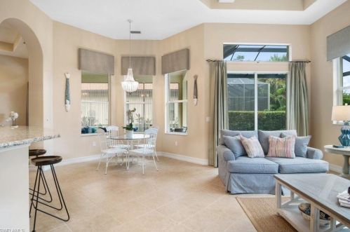 6501 Caldecott Dr, Naples FL  34113-3196 exterior